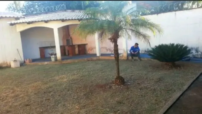Casa Ampla para Empresas | Escritório, Depósito ou Comercial | 360 m² de Terreno