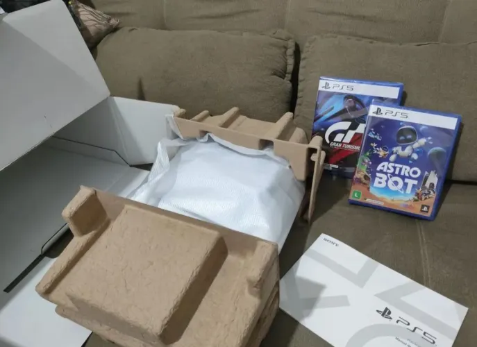 PS5 VERSÃO DISCO 1TB 6 MESES+GARANTIA ATE 2027
