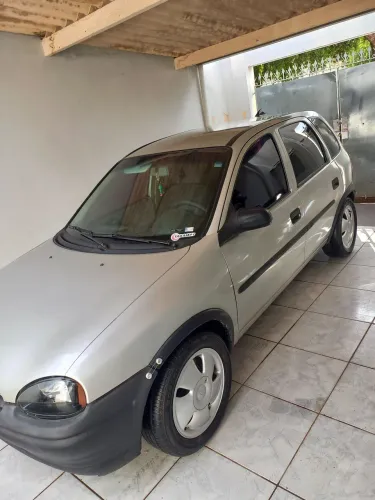 Chevrolet Corsa GL 1.6 MPFI / 1.4 EFI 2P E 4P 1996