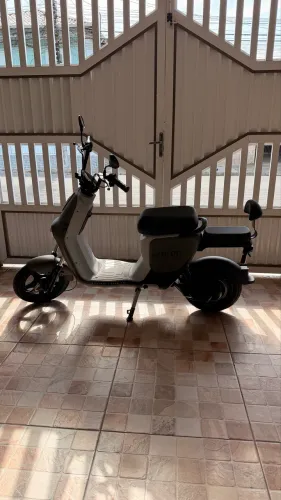 Moto Elétrica Drop 1000W 48V Bateria de Lítio Alarme Controle Remoto