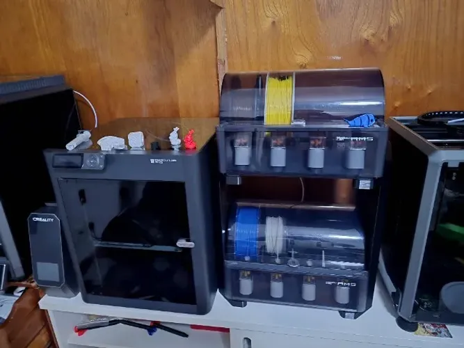 Bambu lab P1S com dois AMS com aquecimento - até 8 cores