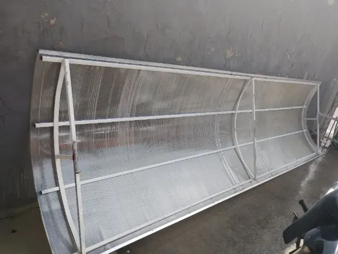 Toldo Policarbonato 4 metros por 1,20