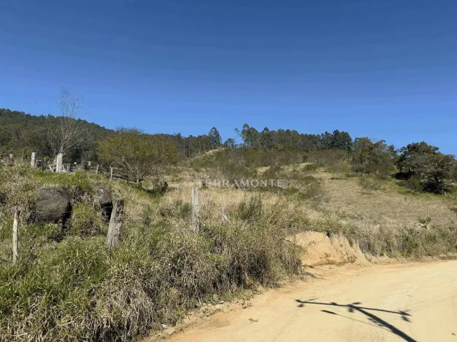 Terreno de 5 hectares em Gravatal, preço especial