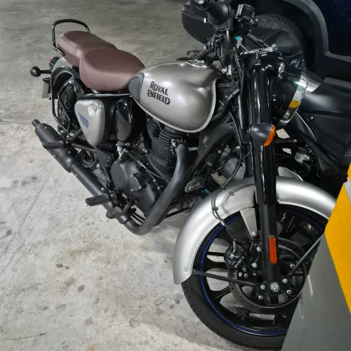 Royal Enfield classic seminova