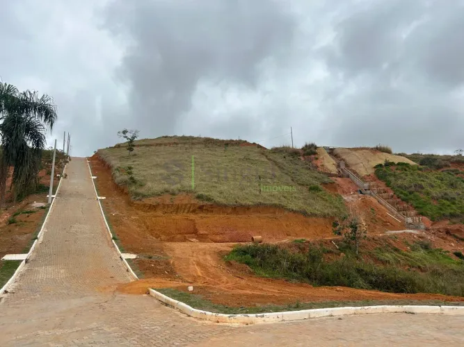 Viva cercado pela natureza no Recanto das Cachoeiras Condomínio Club!