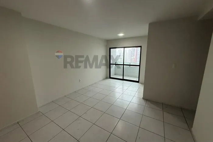 Posicionamento Estratégico e Solidez na Zona Norte: Apartamento Pronto para Morar Padrão C