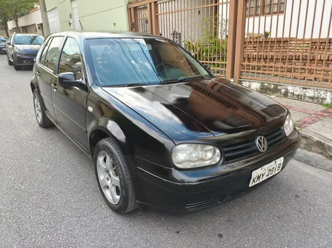 Volkswagen Golf 2.0/2.0 T. Flex Mec.(black & Silv) 2001