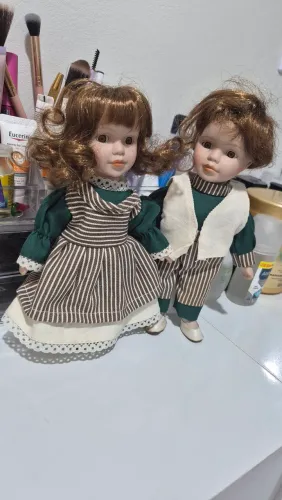 Bonecos porcelana