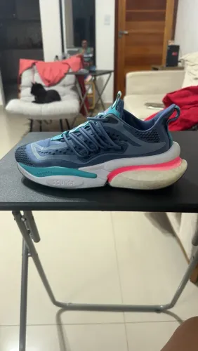 Tênis Adidas AlphaBoost V1 Feminino