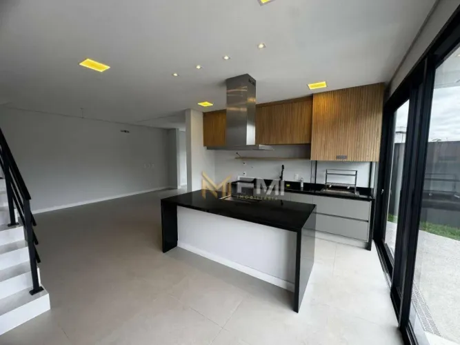 Sobrado com 3 dormitórios à venda, 178 m² por R$ 1.800.000,00 - Parque Brasil 500 - Paulín