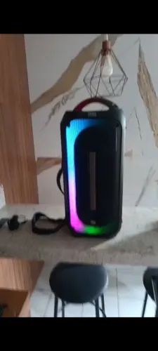 Vendo caixa de som Philco , com um lado do led falhando somente funcionando perfeitamente.