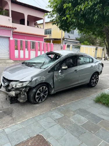 Civic 2.0 2014 para peças