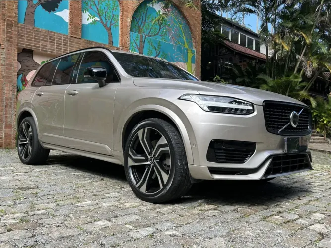 Volvo XC-90 T-8 Ultim. Dark 2.0 AWD (híbrido) 2023