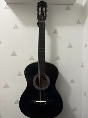 Violão queens com suporte para parede