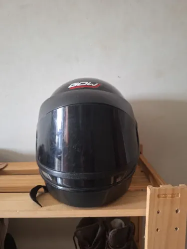 CAPACETE DE MOTO PRETO ? R$ 60,00