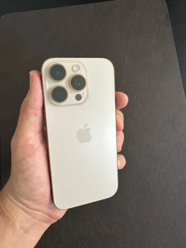 Iphone 16 Pro todo original