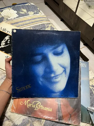 Simone - delírios, delícias LP