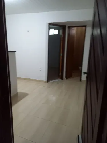 aluga kitinet 450 engrusso agua e luiz rua belavista 946 ciaceita na clianssa nem animal