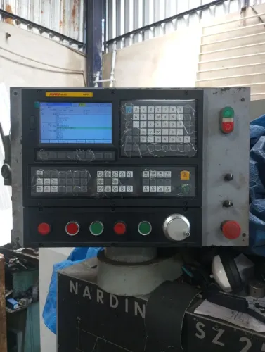 Torno CNC Nardini comando chines