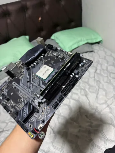 Kit placa mãe soyo a520m rz5500 e 16ram 