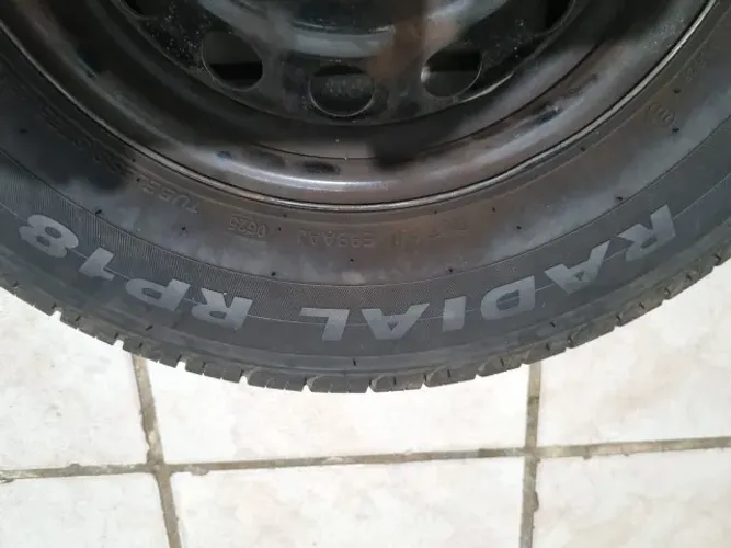 PNEU ARO 13 + JANTE FORD KA