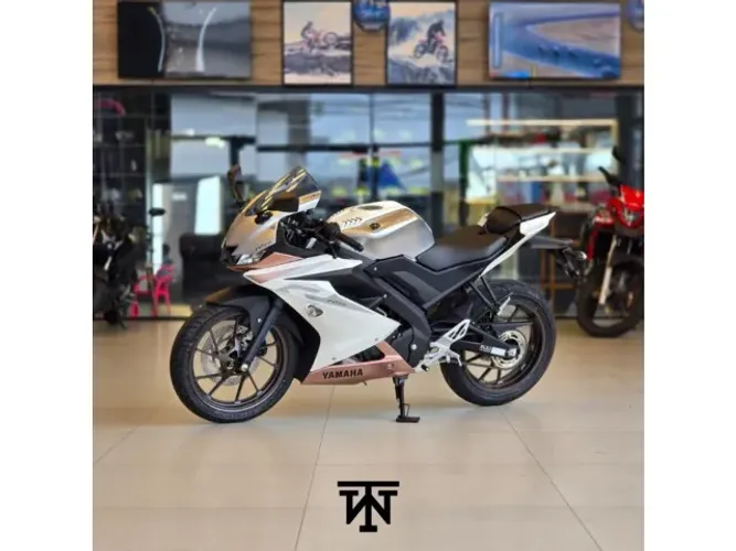  YZF R15