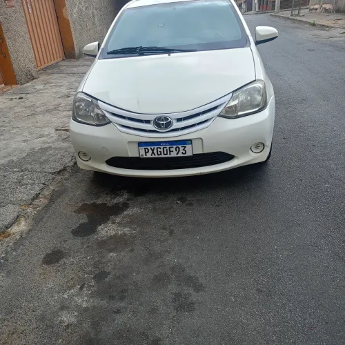 Toyota Etios X Sedan 1.5 Flex 16V 4P Mec. 2016