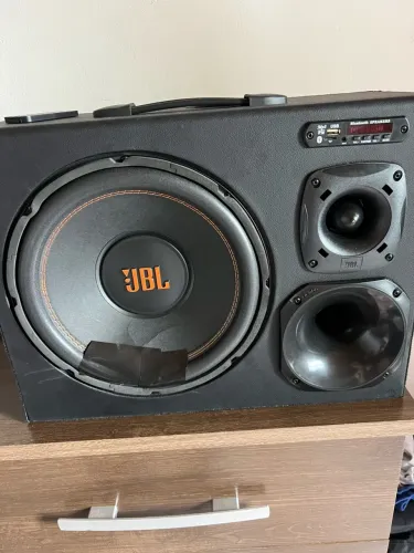Caixa BOB JBL