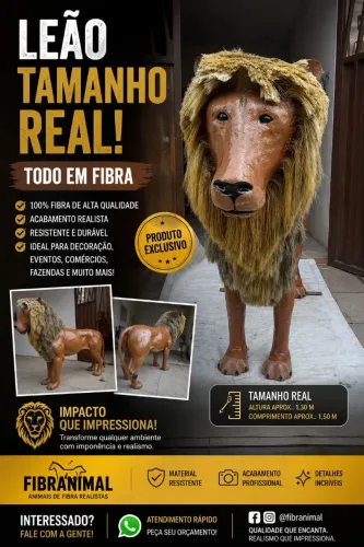 Escultura de leão todo em fibra