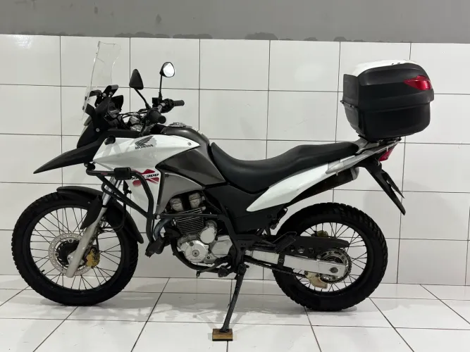 XRE 300 2013 