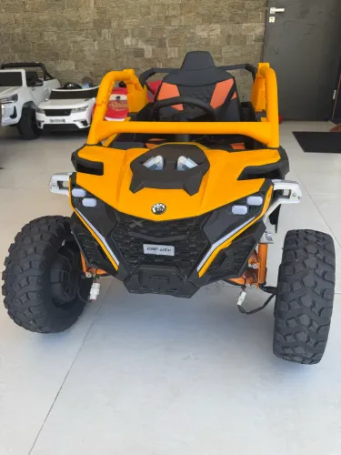 Carrinho Elétrico Infantil Can-Am Maverick 24V 4x4 - Pouquíssimo Uso!