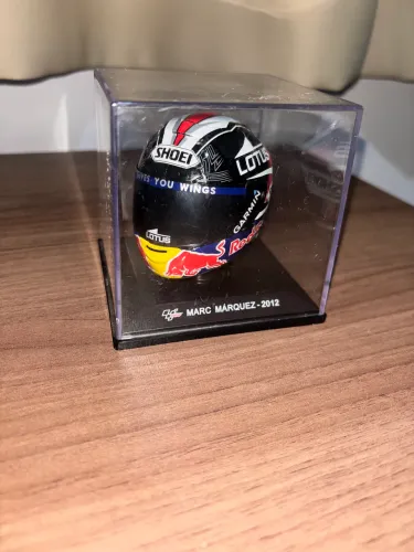 miniatura capacete moto gp Marc Márquez 2012