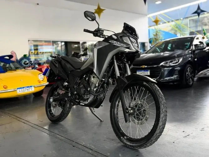 HONDA XRE 300 SAHARA 2024