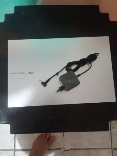 VENDA DE NOTBOOK ASUS 518GB 8 DE RAM