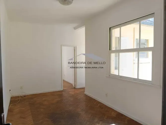 BANDEIRA DE MELLO ALUGA - Excelente Apartamento para Aluguel  48m²  Ótima Localização