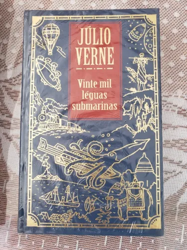Livro "Vinte Mil Léguas Submarinas" de Júlio Verne