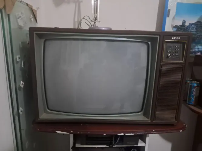 Tv antiga