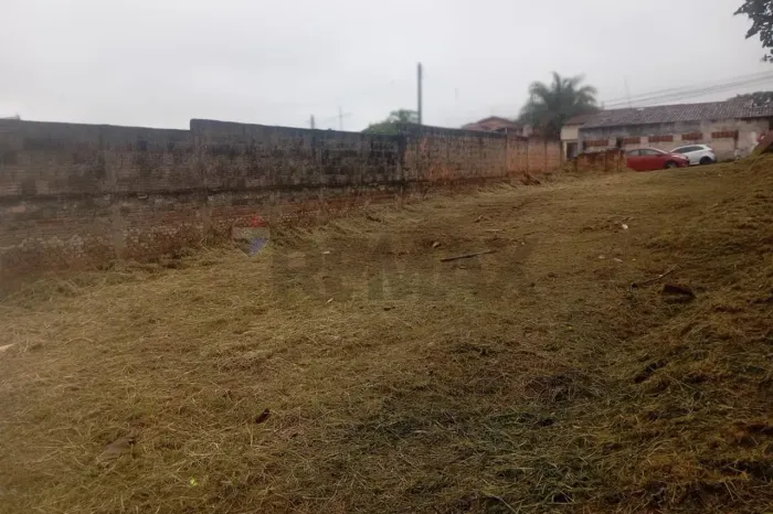 Excelente Terreno Comercial e Residencial à Venda na Vila Alvorada- Lins/SP