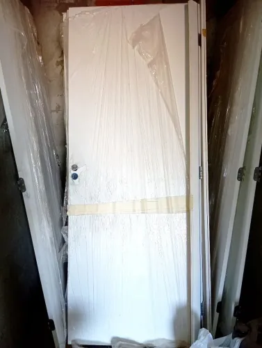 Portas Novas Completas com Batente - Resistentes