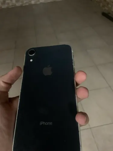 iPhone xr128g