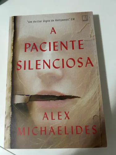 Vendo livros cada um R$ 20,00