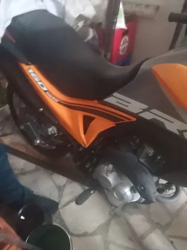 Moto bros 160
