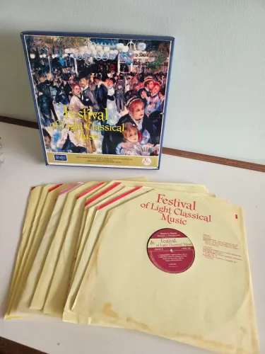 Box de 12 LPs Festival of Light Classical Music - Reader's Digest
