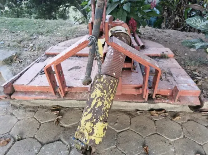 Roçadeira Baldan 1700