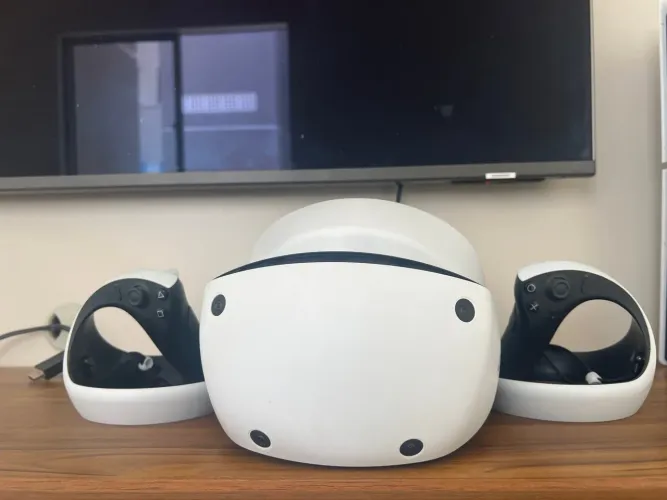 PlayStation VR2 (PSVR2) Impecável + Controles Sense Originais + Cabos