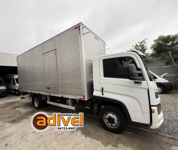 Vw 11-180 2023 baú 6,20