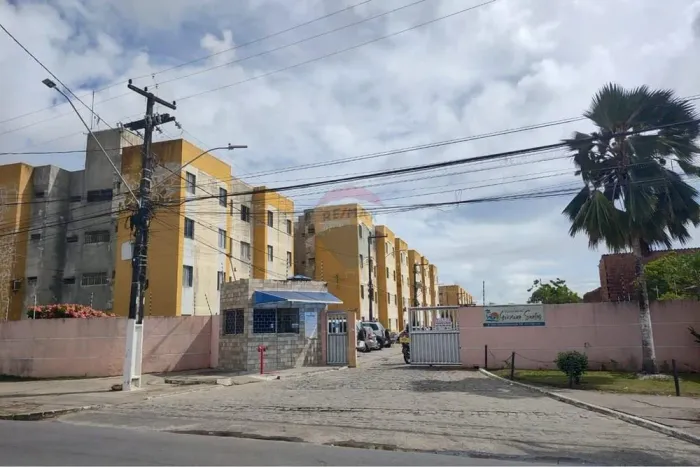 Apartamento à venda no Tabuleiro do Martins, com 2 quartos, aceita financiamento
