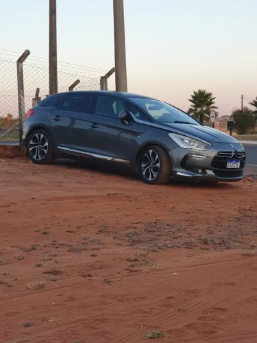 Citroen DS5 1.6 Turbo 16V 5P Aut. 2014