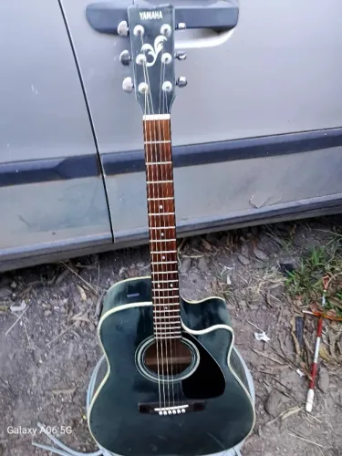Violão Yamaha folker aco top