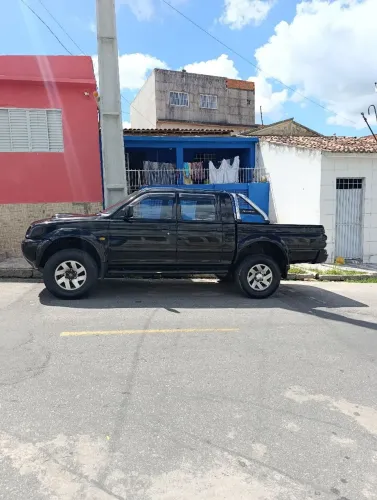 Mitsubishi L200 GLS 2.5 4X4 CD Diesel 2004